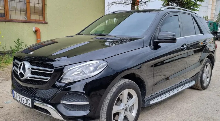 mercedes benz Mercedes-Benz GLE cena 135000 przebieg: 65000, rok produkcji 2017 z Tarnów